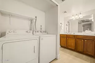 2625 E Indian School Rd, Phoenix, AZ 85016 - Photo 1