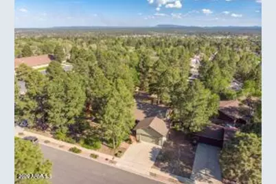 2277 E Forest Heights Drive, Flagstaff, AZ 86001 - Photo 3