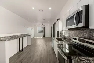 1933 E Monroe St, Phoenix, AZ 85034 - Photo 5