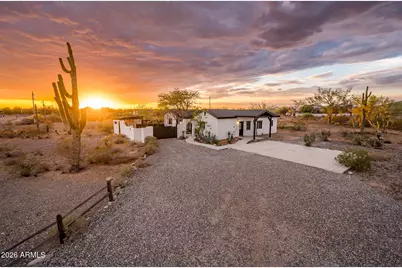 15670 W Skinner Road, Surprise, AZ 85387 - Photo 1