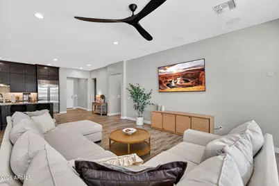 14195 W Gray Fox Trail, Surprise, AZ 85387 - Photo 11