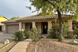 3251 W Vista Bonita Dr, Phoenix, AZ 85027 - Photo 1