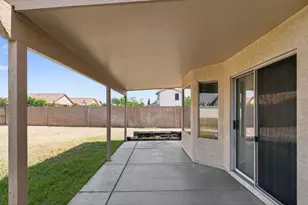 7702 W Boca Raton Rd, Peoria, AZ 85381 - Photo 13