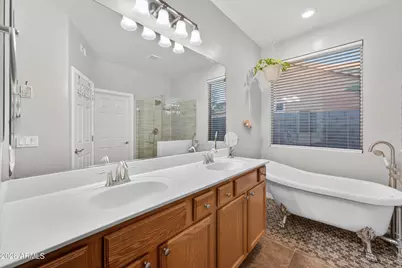 17558 W Lavender Lane, Goodyear, AZ 85338 - Photo 37