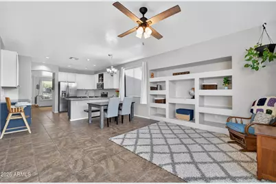 17558 W Lavender Lane, Goodyear, AZ 85338 - Photo 13