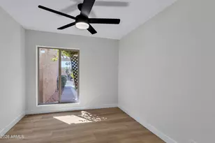 1010 E Lois Ln, Phoenix, AZ 85020 - Photo 13