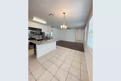 30968 W Picadilly Road, Buckeye, AZ 85396 - Photo 11