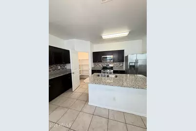 30968 W Picadilly Road, Buckeye, AZ 85396 - Photo 13