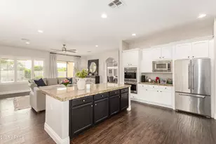 32002 N 19th Ln, Phoenix, AZ 85085 - Photo 9