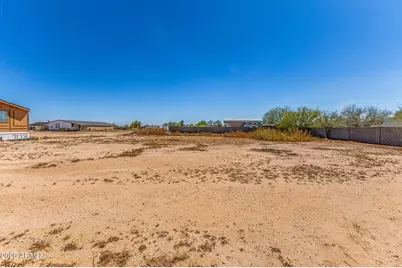 20917 W Black Butte Road, Wittmann, AZ 85361 - Photo 21