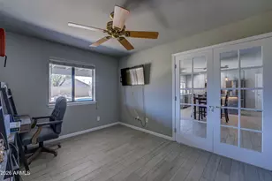 18225 N 29th Dr, Phoenix, AZ 85053 - Photo 15