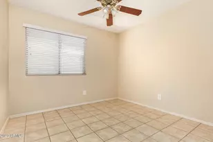 8548 W Hatcher Rd, Peoria, AZ 85345 - Photo 23