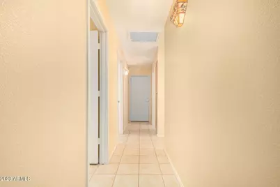 8548 W Hatcher Road, Peoria, AZ 85345 - Photo 29