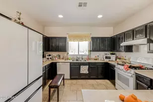 17356 N Rosa Dr, Maricopa, AZ 85138 - Photo 9