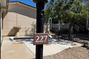 2233 E Behrend Dr, Phoenix, AZ 85024 - Photo 41