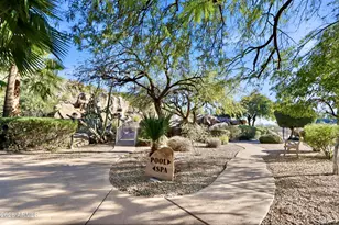 2233 E Behrend Dr, Phoenix, AZ 85024 - Photo 51