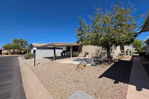 2233 E Behrend Dr, Phoenix, AZ 85024 - Photo 33