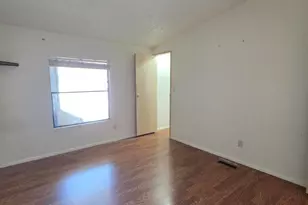 2233 E Behrend Dr, Phoenix, AZ 85024 - Photo 23