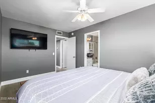 1502 E Topeka Dr, Phoenix, AZ 85024 - Photo 9