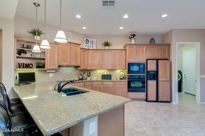 28573 N 128th Drive, Peoria, AZ 85383 - Photo 9