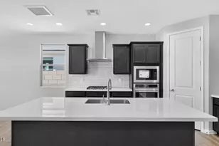26101 N 170th Ave, Surprise, AZ 85387 - Photo 7