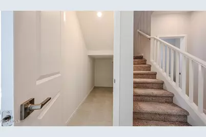 22881 W Monona Lane, Surprise, AZ 85387 - Photo 5