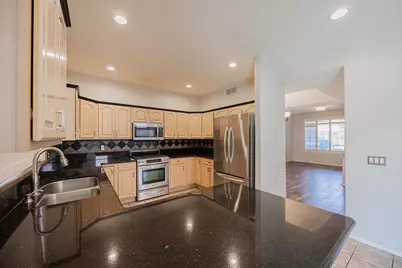 873 W Tremaine Avenue, Gilbert, AZ 85233 - Photo 45