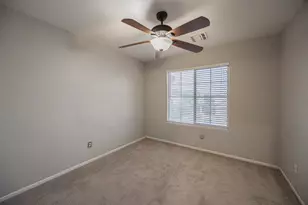 873 W Tremaine Ave, Gilbert, AZ 85233 - Photo 61