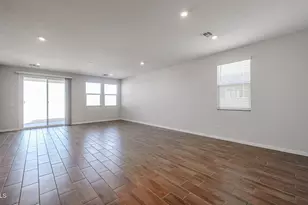 22887 W Monona Ln, Surprise, AZ 85387 - Photo 9