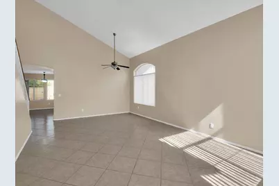 13620 N 82nd Lane, Peoria, AZ 85381 - Photo 3