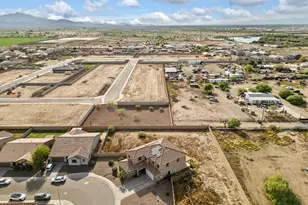 7634 W Apollo Rd, Laveen, AZ 85339 - Photo 31