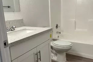 16801 N 26th St, Phoenix, AZ 85032 - Photo 3