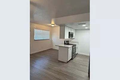 16801 N 26th Street #17, Phoenix, AZ 85032 - Photo 7