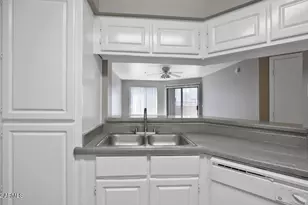 2025 E Campbell Ave, Phoenix, AZ 85016 - Photo 5