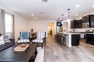 10793 S 174th Ave, Goodyear, AZ 85338 - Photo 11