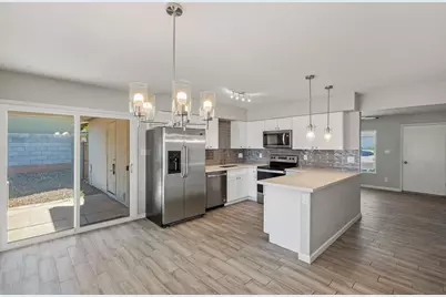 15237 N 21st Street, Phoenix, AZ 85022 - Photo 11