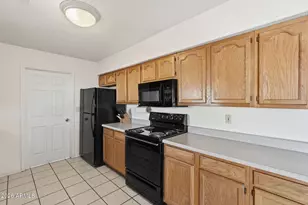 14422 S Amado Blvd, Arizona City, AZ 85123 - Photo 7