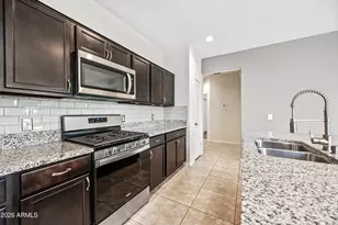 31027 W Mulberry Dr, Buckeye, AZ 85396 - Photo 11