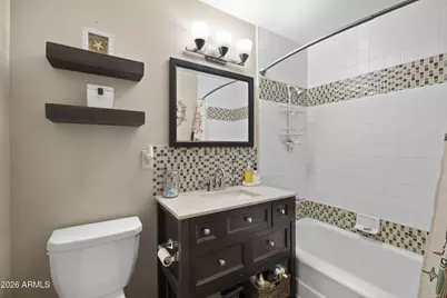 418 E Orchid Lane, Phoenix, AZ 85020 - Photo 13