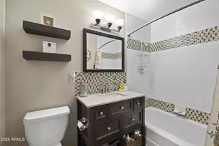 418 E Orchid Ln, Phoenix, AZ 85020 - Photo 13