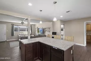 418 E Orchid Ln, Phoenix, AZ 85020 - Photo 11