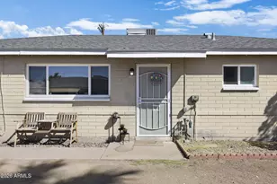 418 E Orchid Ln, Phoenix, AZ 85020 - Photo 5