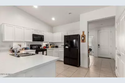 12356 W Orangewood Avenue, Glendale, AZ 85307 - Photo 5