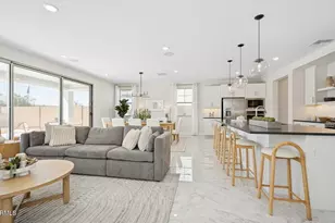 8166 N 80th Ln, Peoria, AZ 85345 - Photo 5