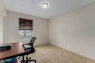 7708 W Flower St, Phoenix, AZ 85033 - Photo 27