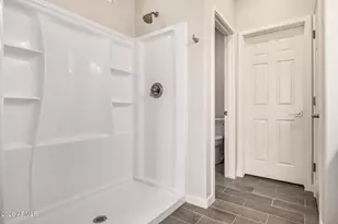 16022 S Naviska Rd, Arizona City, AZ 85123 - Photo 13