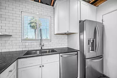 3601 N 15th Avenue #Apt 15, Phoenix, AZ 85015 - Photo 7