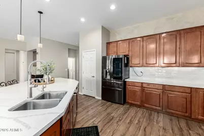 10835 W Utopia Road, Peoria, AZ 85373 - Photo 11