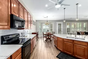 10835 W Utopia Rd, Peoria, AZ 85373 - Photo 13