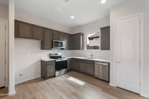 24926 N 170th Dr, Surprise, AZ 85387 - Photo 5